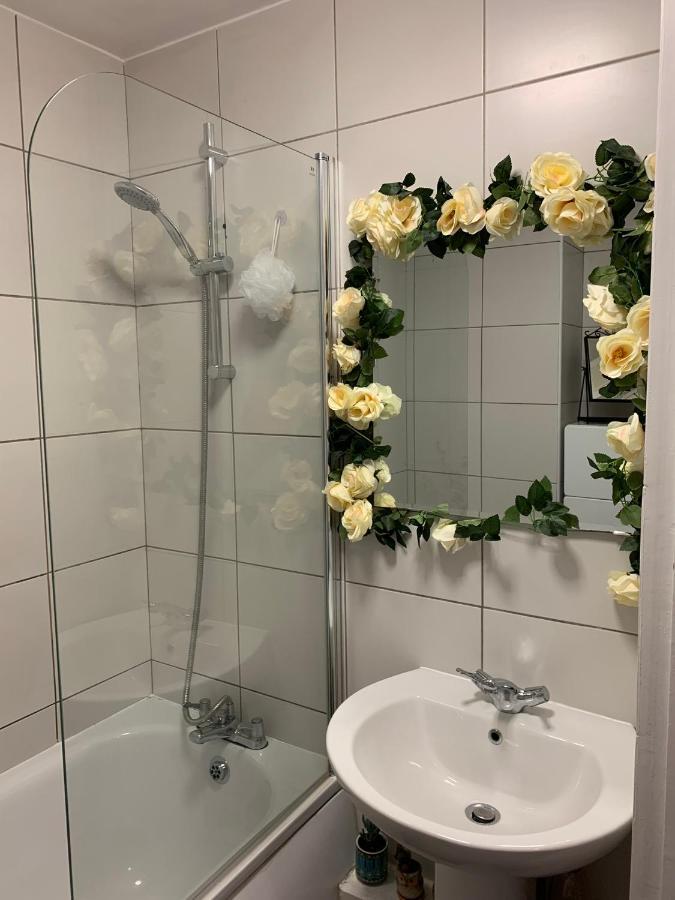 Ferienwohnung Garden Beautiful Cozy Flat , Recent Decorated. London Exterior foto